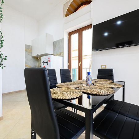 Giordano Suite Center Nápoly Kültér fotó