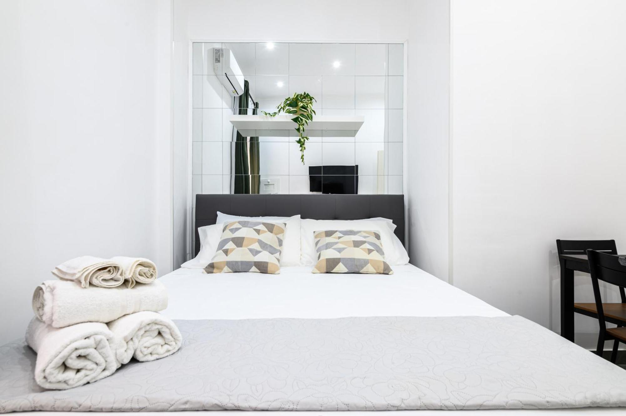 Giordano Suite Center Nápoly Kültér fotó