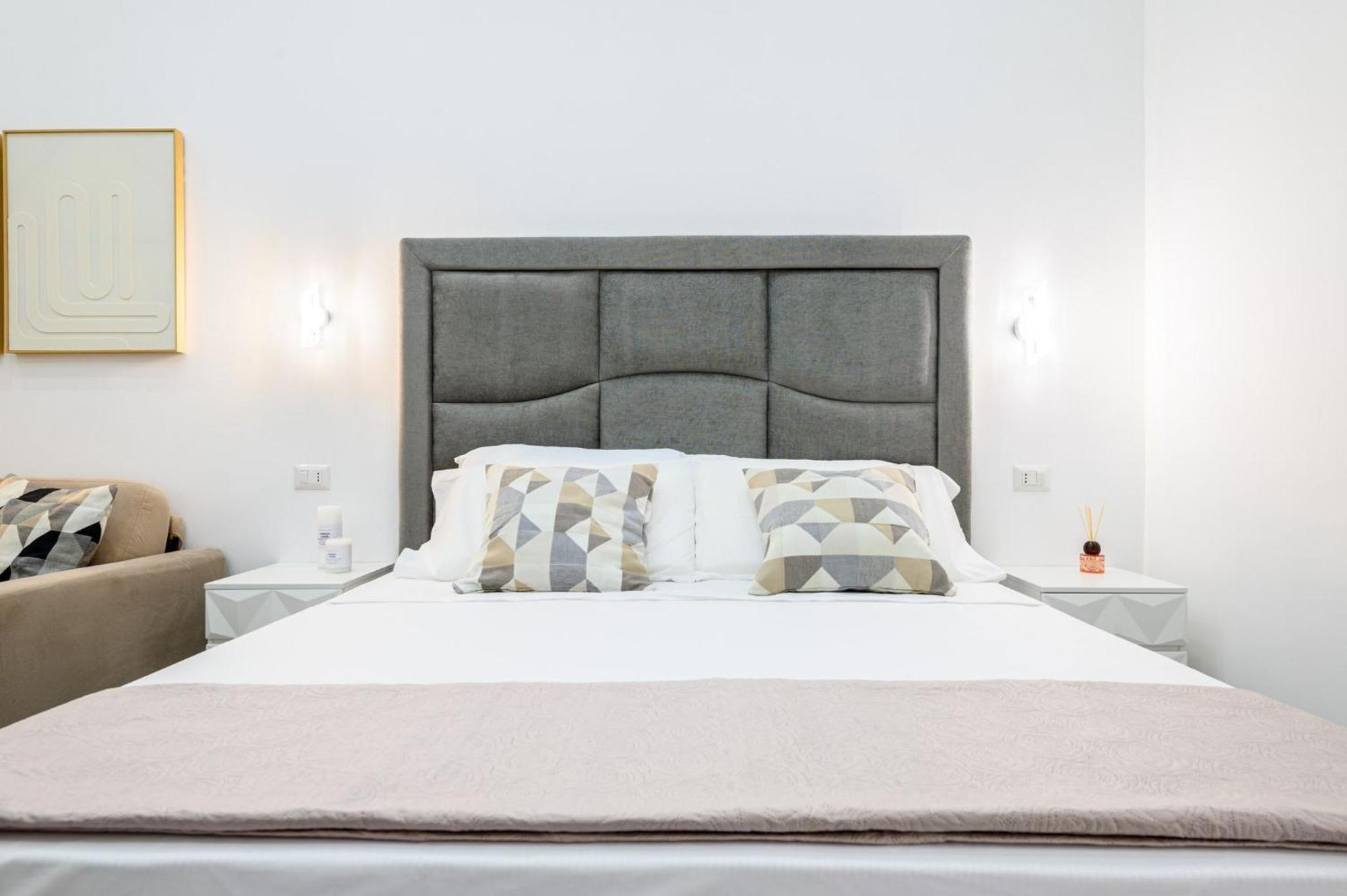 Giordano Suite Center Nápoly Kültér fotó