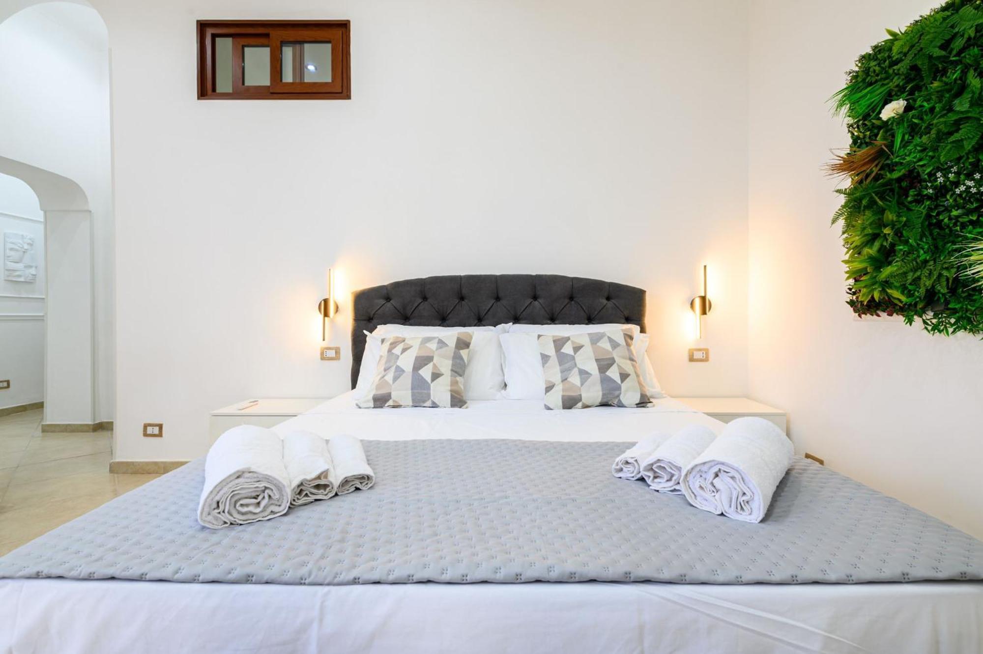 Giordano Suite Center Nápoly Kültér fotó