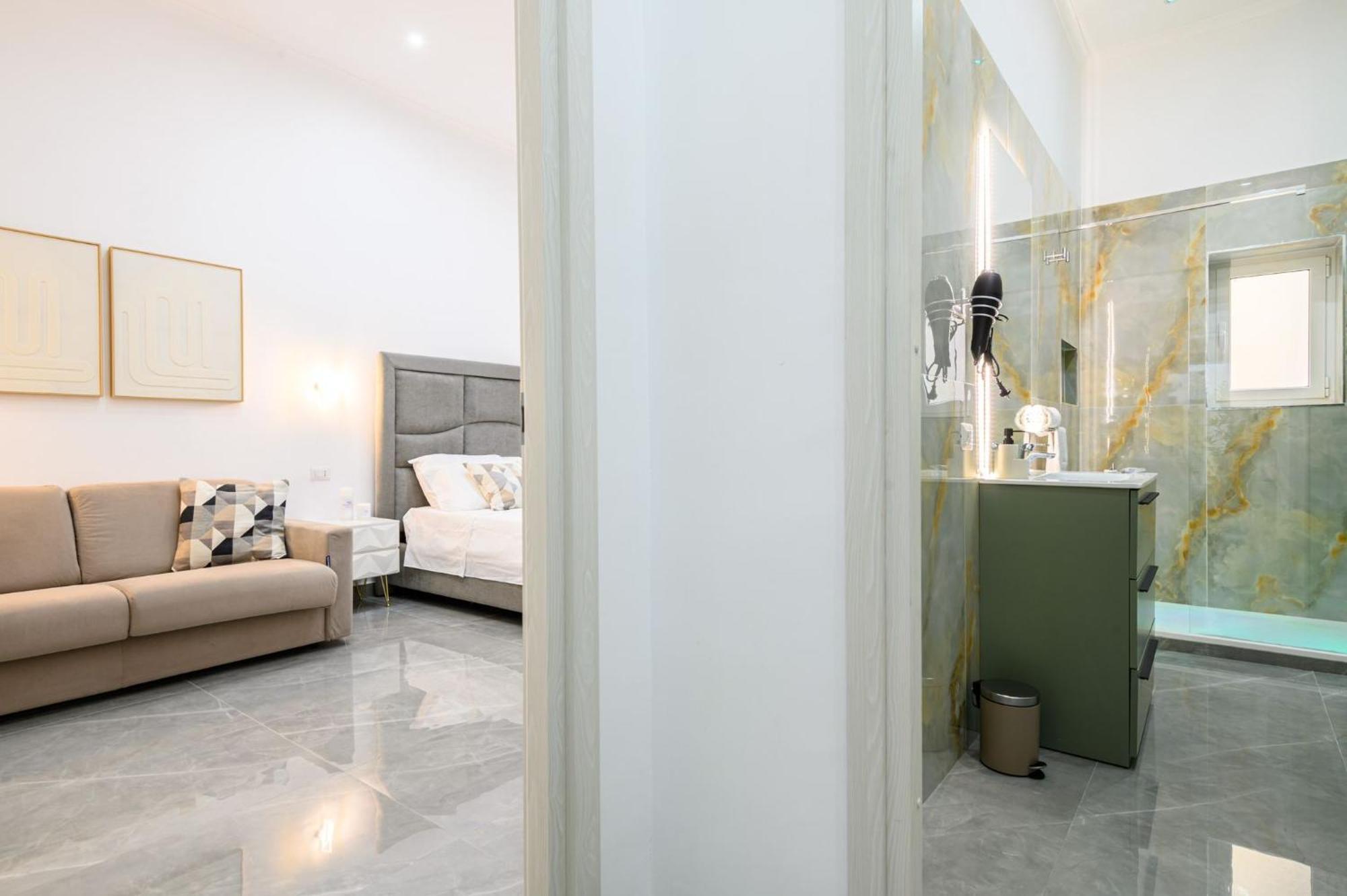 Giordano Suite Center Nápoly Kültér fotó