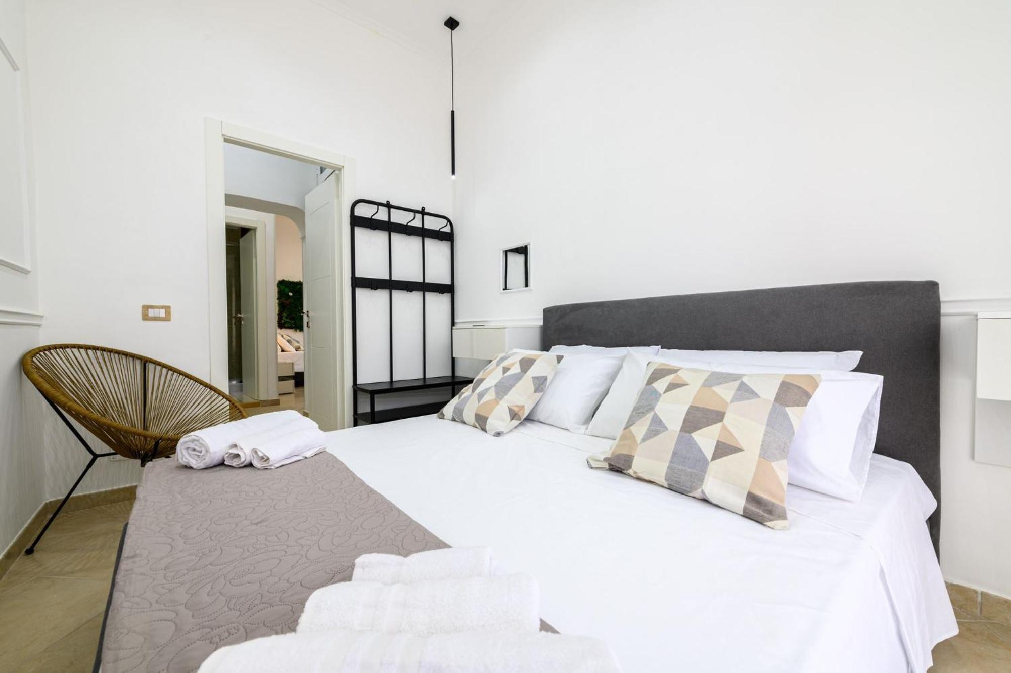 Giordano Suite Center Nápoly Kültér fotó