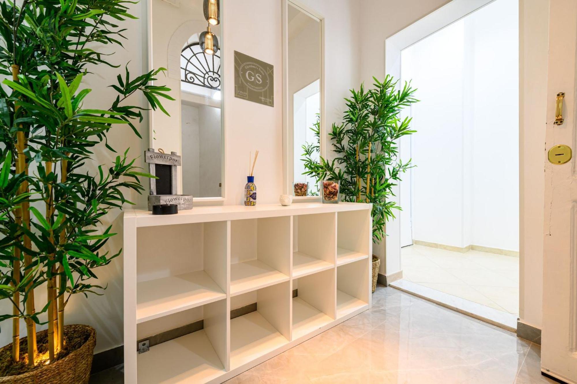 Giordano Suite Center Nápoly Kültér fotó