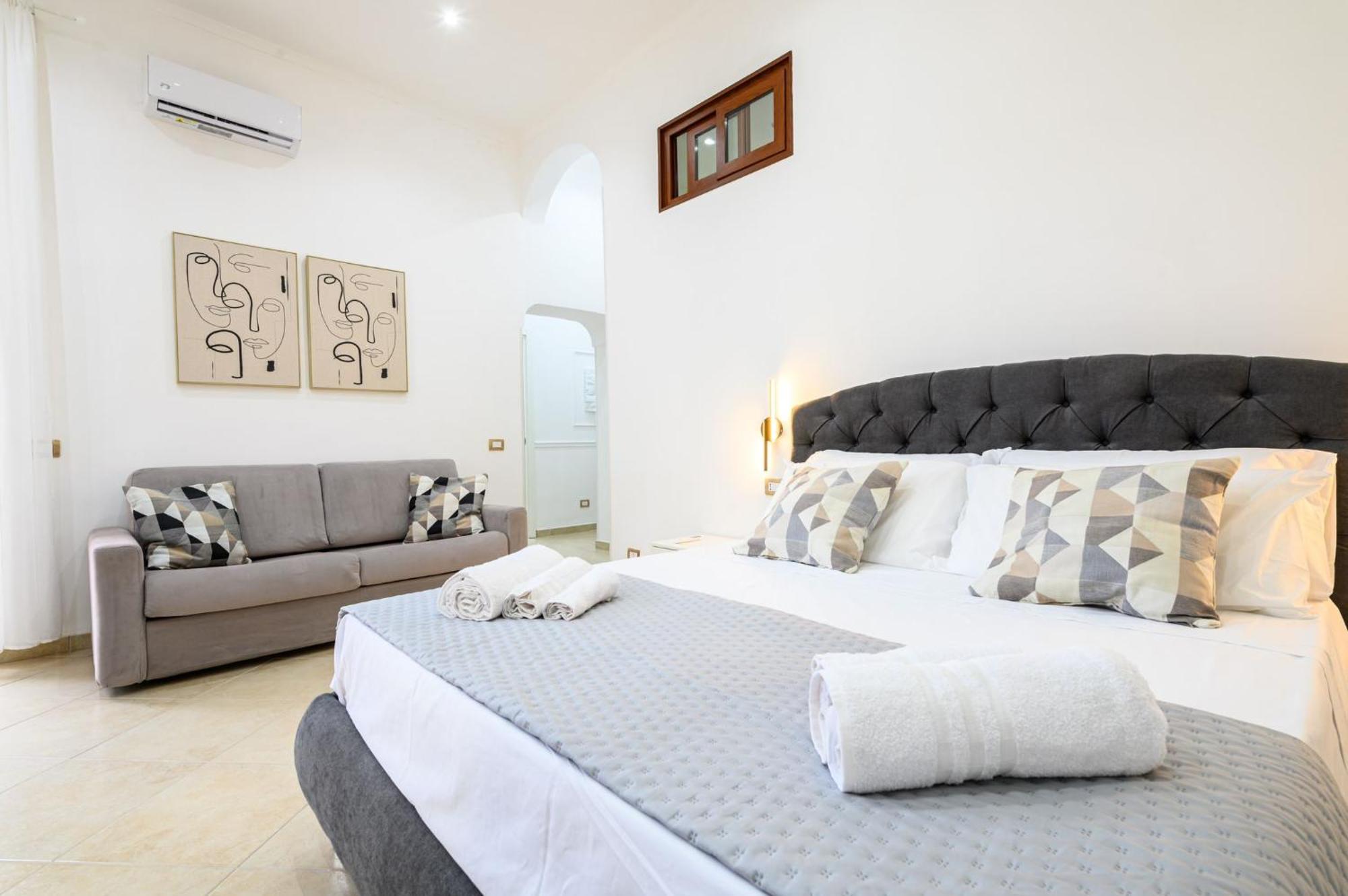 Giordano Suite Center Nápoly Kültér fotó